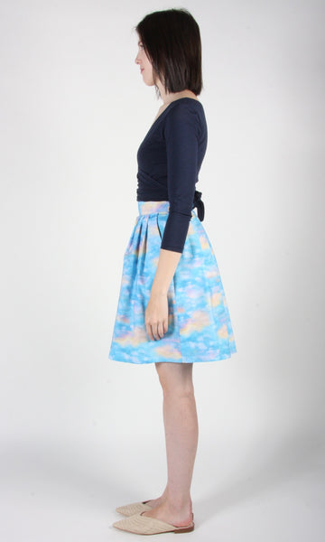 RN1519 - M - Crescentchest Top - Navy