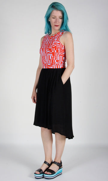 RN1373 - 2 - Barbtail Skirt - Black