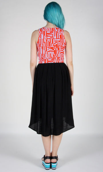 RN1373 - 2 - Barbtail Skirt - Black