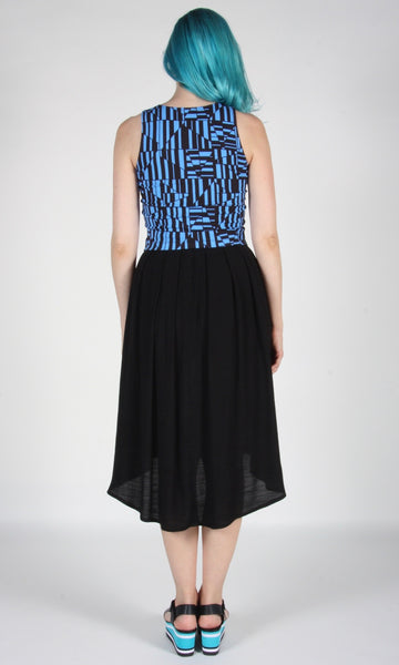 RN1615 - XS - Lark Tank -  Violet/Black Shards