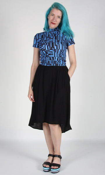RN1469 - L - Shama Top - Violet/Black Shards