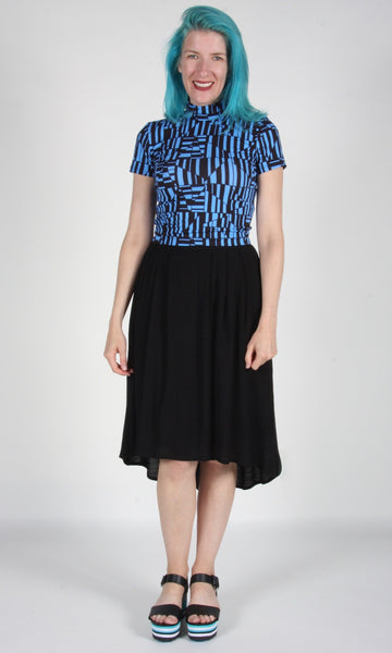 RN1469 - L - Shama Top - Violet/Black Shards