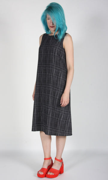 RN981 - 2 - Blossomcrown Dress - Black Crosshatch