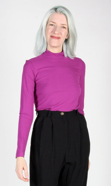 SS453 - Bluethroat Top - Amethyst