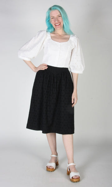 Esmerillon Top - White