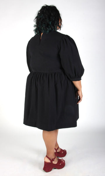 Flowerpiercer Dress - Black