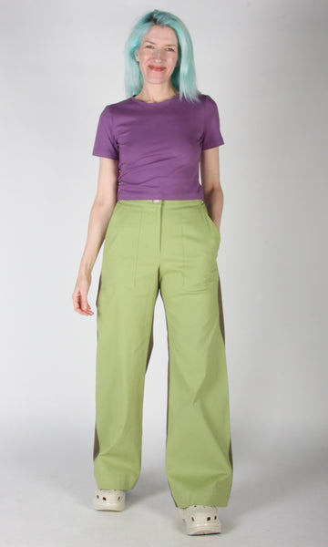 SS616 - XL - Hazel Grouse Tee - Grape