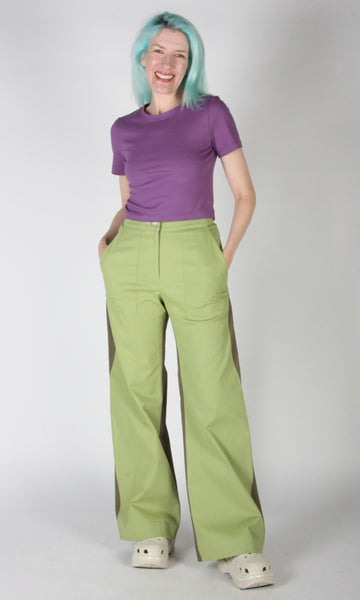 SS616 - XL - Hazel Grouse Tee - Grape