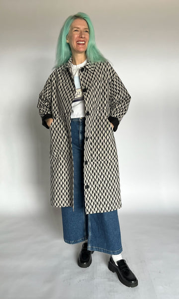 Blackcap Coat - Grey Geometric