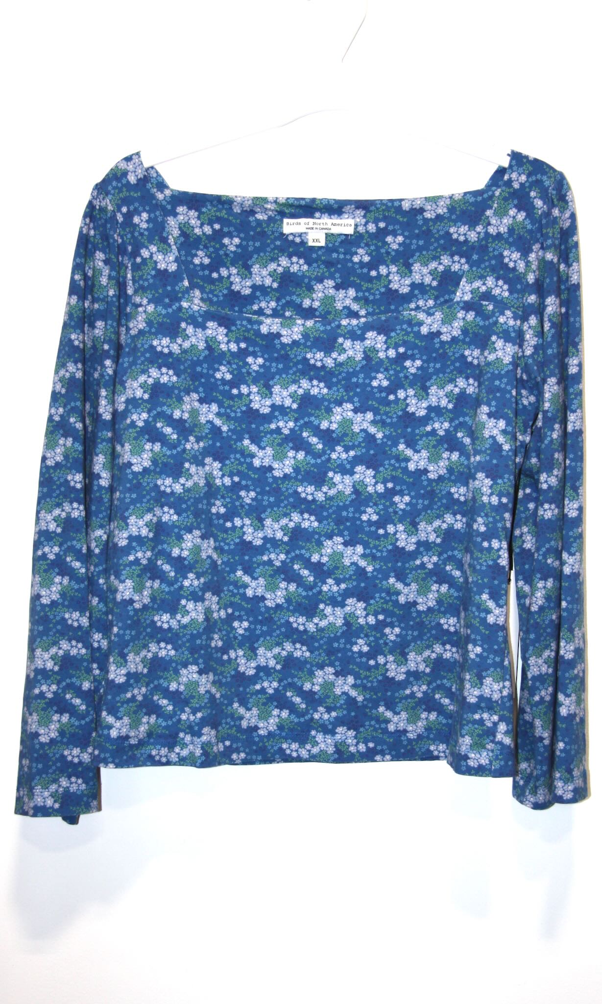 RN1428 - XL - Whiptail Top - Blue Veronica
