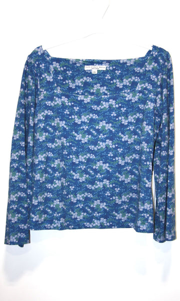 RN1428 - XL - Whiptail Top - Blue Veronica