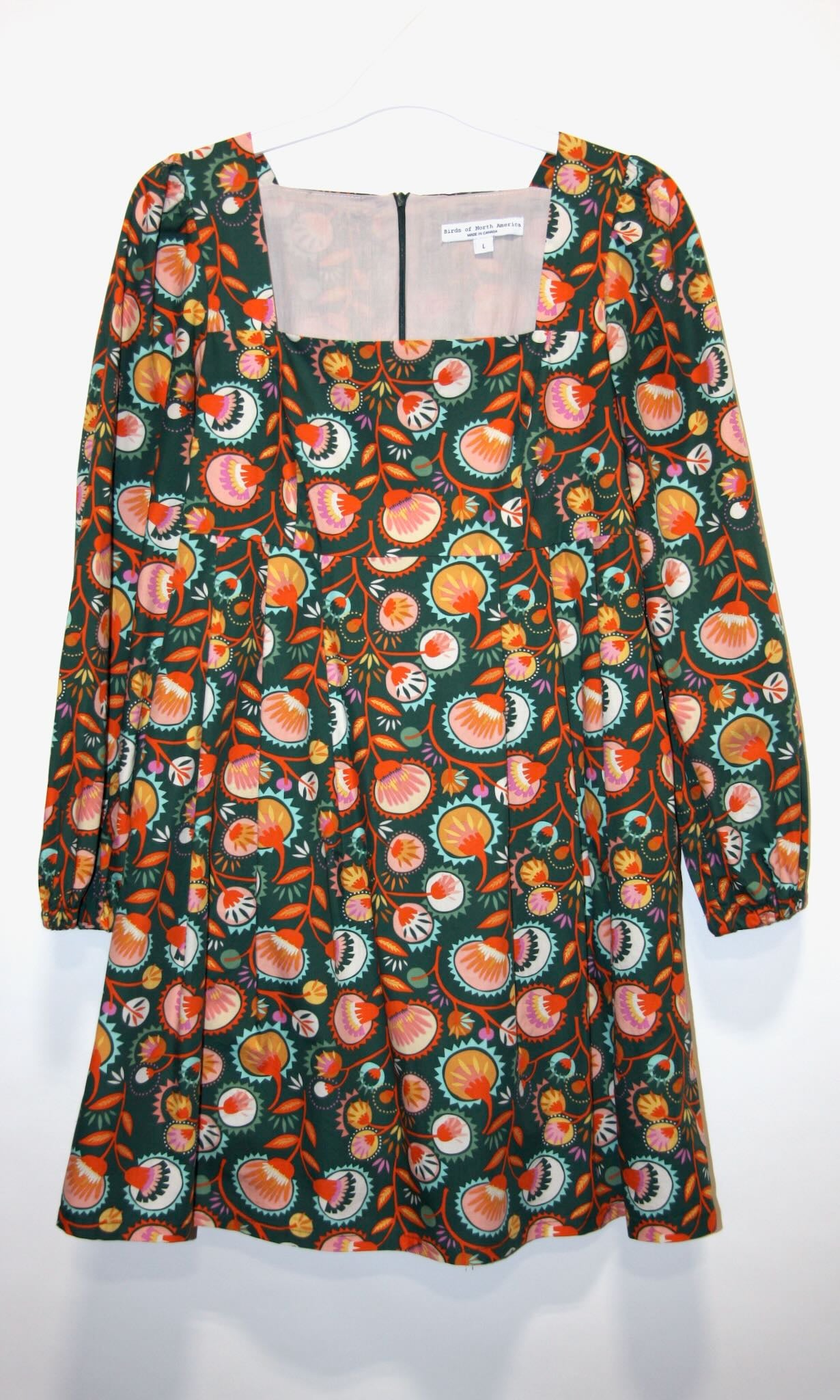 RN1641 - L - Tailorbird Dress - Triffids