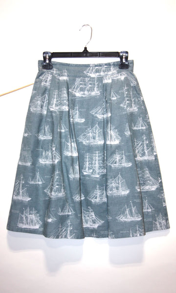 RN1674 - 4 - Ouzel Skirt - Sailboats