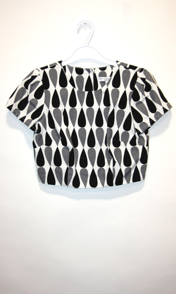 RN1719 - 8 - Munia Top - Black and White