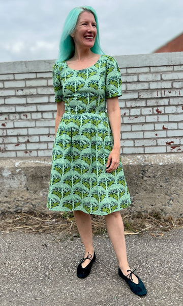 Winter Chippy Dress - Arbour