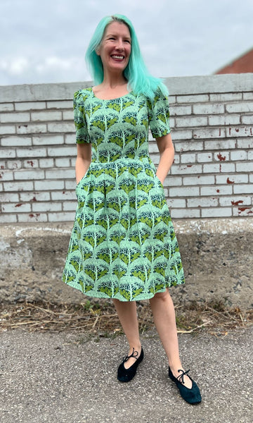 Winter Chippy Dress - Arbour