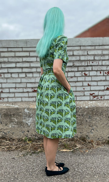 Winter Chippy Dress - Arbour