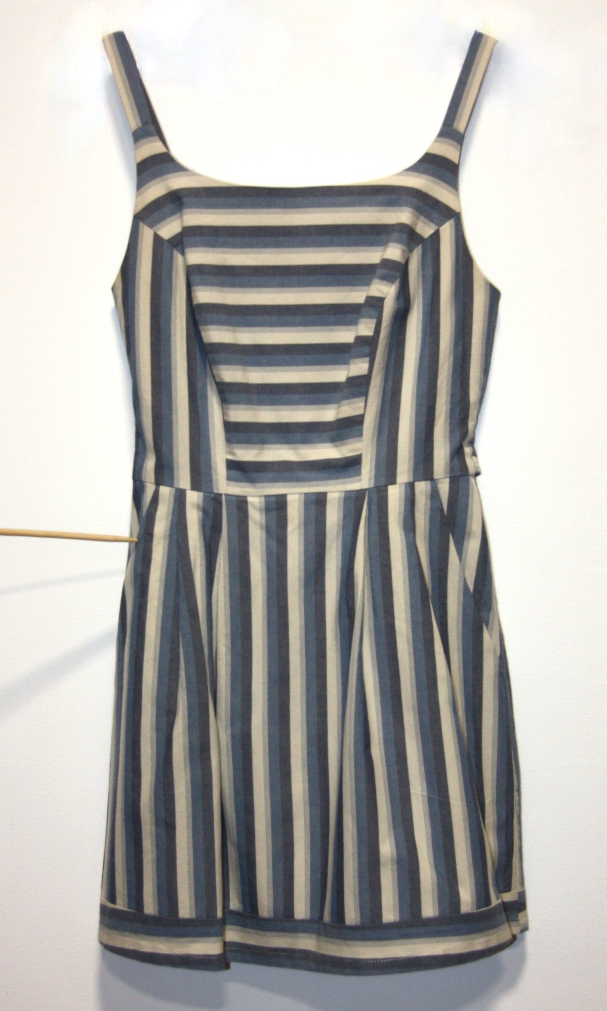 RN992 - 2 - Seriema Dress - Blue Stripes