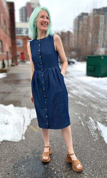 Thunder Pumper Dress - Dark Wash