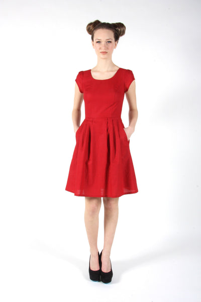 RN1291 - 2 - Macaw Dress - Red Dots
