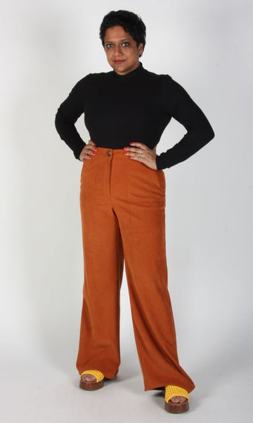 SS633 - L - Nunchie Murt - Black