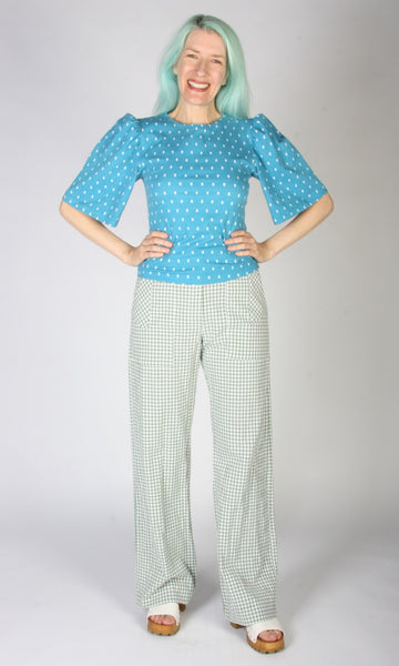 SS686 - L - Peahen Top -  Blue Flowers