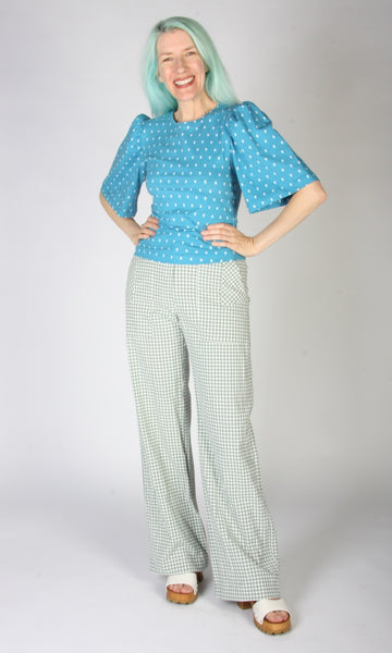 SS686 - L - Peahen Top -  Blue Flowers
