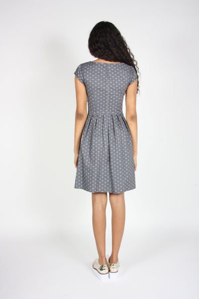 RN1019 - 4 - Peppershrike Dress - Grey