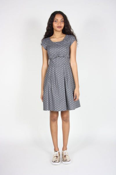 RN1691 - 16 - Peppershrike Dress - Grey