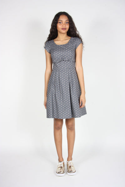 RN1019 - 4 - Peppershrike Dress - Grey