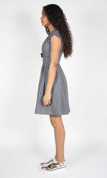 RN1691 - 16 - Peppershrike Dress - Grey