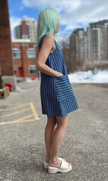 SS714 - S - Redpoll Dress - ZigZag