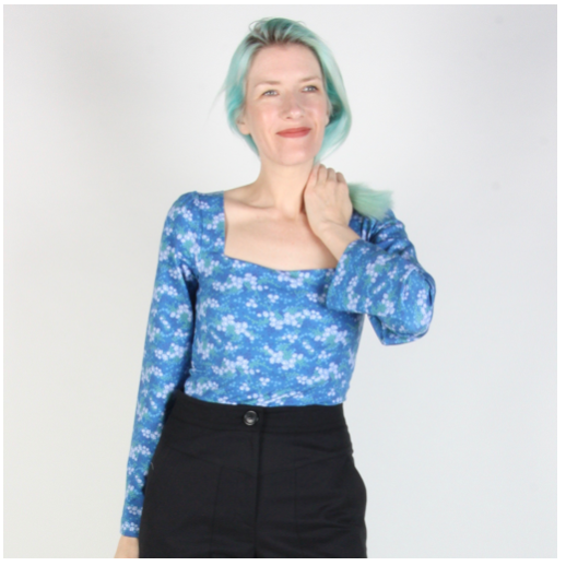 RN1427 - S - Whiptail Top - Blue Veronica
