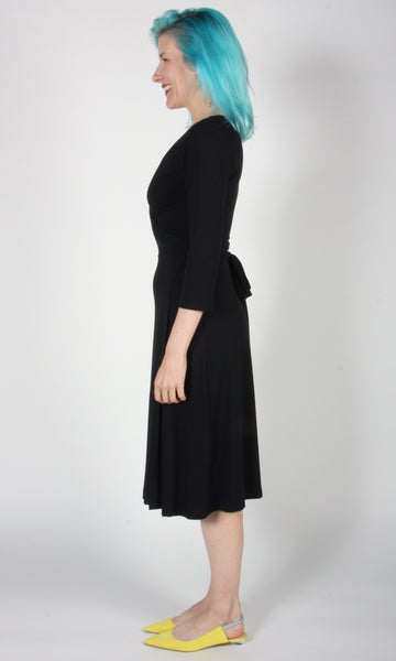 RN1369 - M - Spoonbill Dress - Black