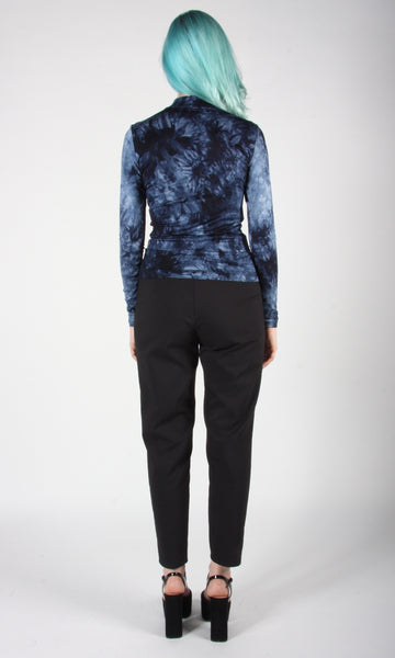 RN1482 - M - Bluethroat Murt - Blue Tie-Dye