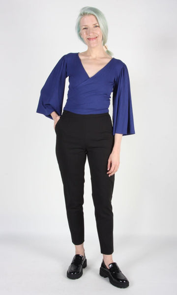 RN1426 - M - Treehunter Top - Bluebell