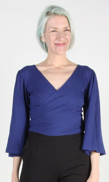 RN1426 - M - Treehunter Top - Bluebell