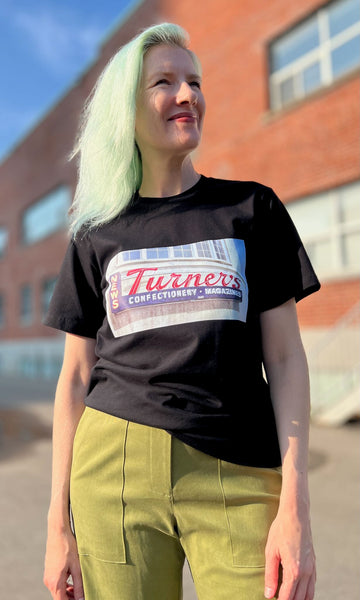 ‘Turner’s’ Tee