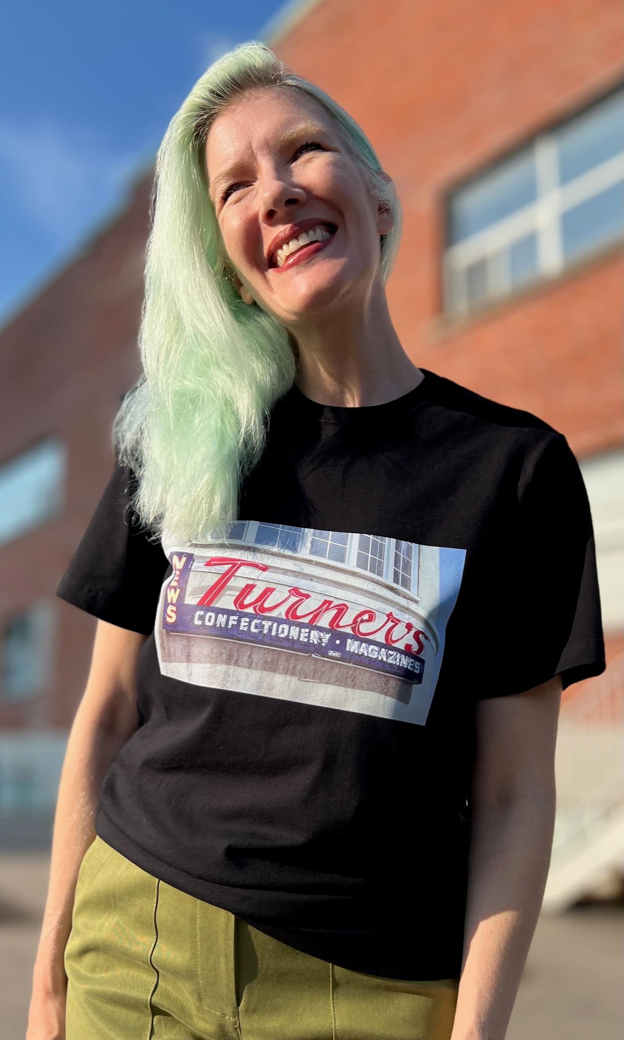 ‘Turner’s’ Tee