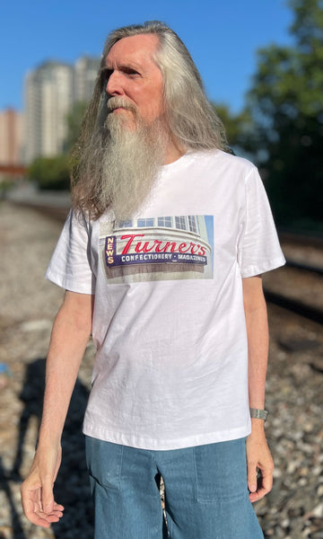 ‘Turner’s’ Tee