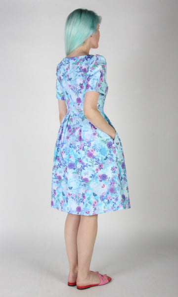 RN1648 - 12 - Winter Chippy Dress  - Have A Nice Day