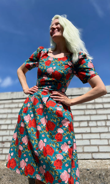 Winter Chippy Dress - Roses