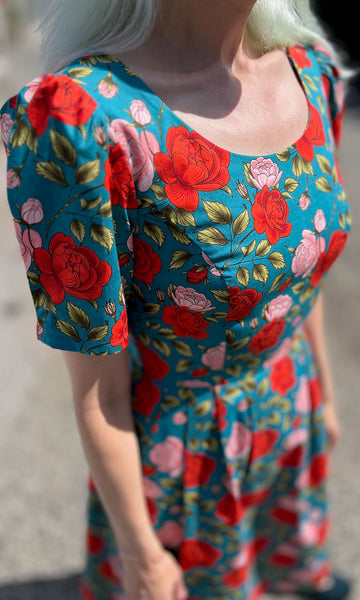 Winter Chippy Dress - Roses