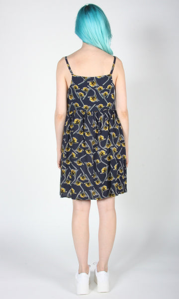 Mountaingem Dress - Navy Zinnia